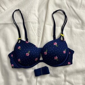 Victoria’s Secret Gorgeous Push Up Bra (Blue Polka Dot Floral)